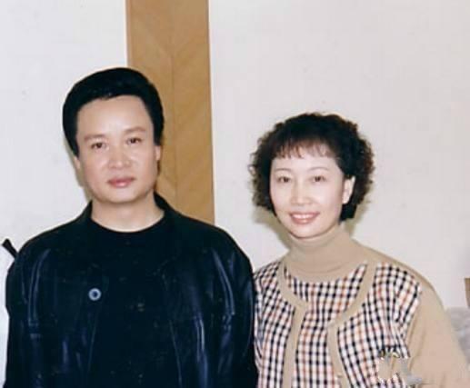 阎维文的家庭故事，阎维文：陪妻子抗癌34年