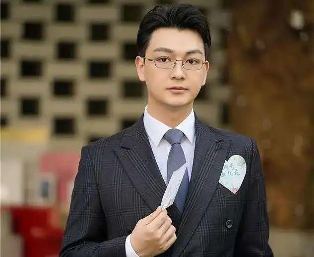 安家小楼身世，小楼迎娶白富美