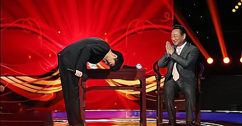 相声演员周炜说了什么话引争议，周炜46岁再惹争议