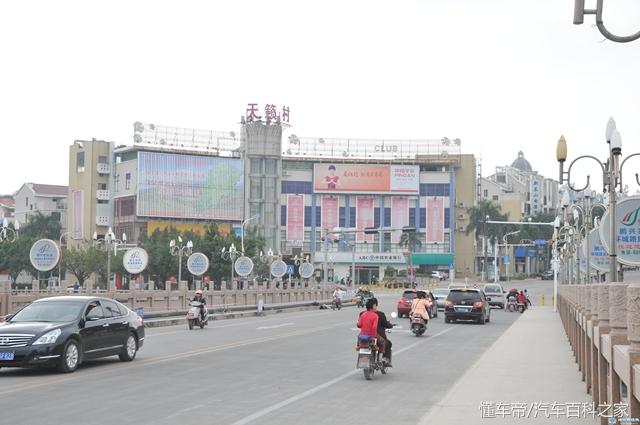 老司機(jī)教你幾個(gè)開車小技巧，新手必學(xué)