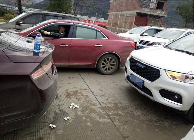 长城h2，哈弗h2s车尾防撞钢梁