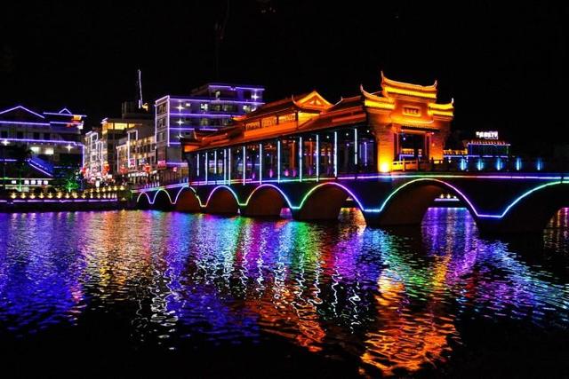 广西贺州高铁站最新消息，广西贺州一个尴尬