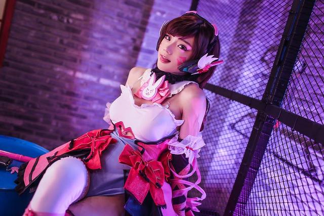 守望先锋黑猫露娜cos，韩国美女COSER演绎守望先锋魔法D.VA