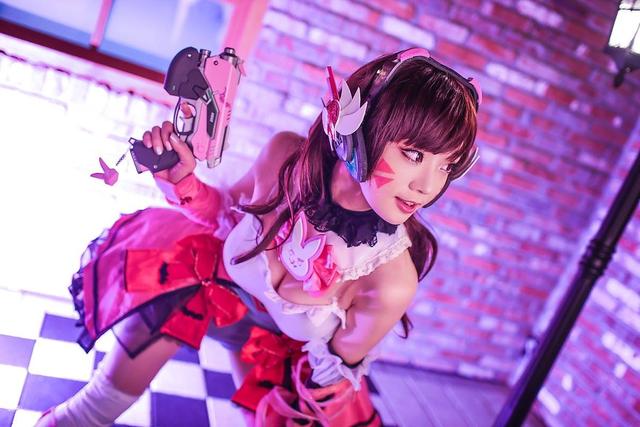 守望先锋黑猫露娜cos，韩国美女COSER演绎守望先锋魔法D.VA
