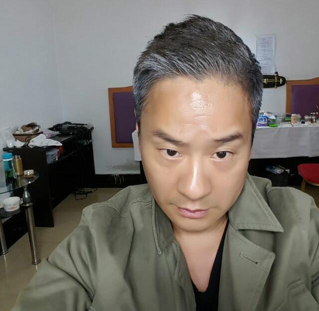 血色浪漫宁伟是谁家的，为何宁伟更加信服钟跃民