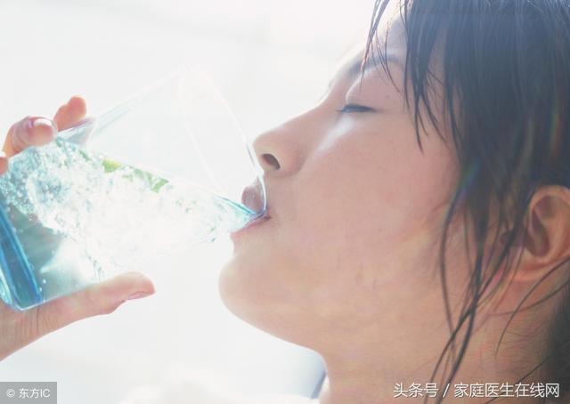 运动后大量喝水对身体有好处吗，运动后可立即喝水吗