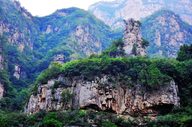 河南的旅游景点，河南适合旅游的景点（河南最值得去的十大旅游景点）