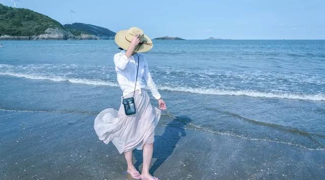 晚安心语清新语句180322:岁月好漫长,你也好难忘