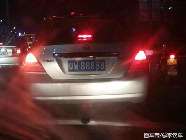 偶遇老款宝马730，三辆裸车不如宝马730贵