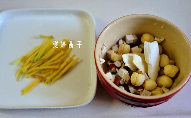 如何做猪肚汤才能养胃，初冬，来一碗猪肚汤，健脾养胃