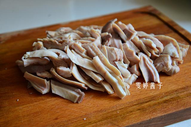 如何做猪肚汤才能养胃，初冬，来一碗猪肚汤，健脾养胃