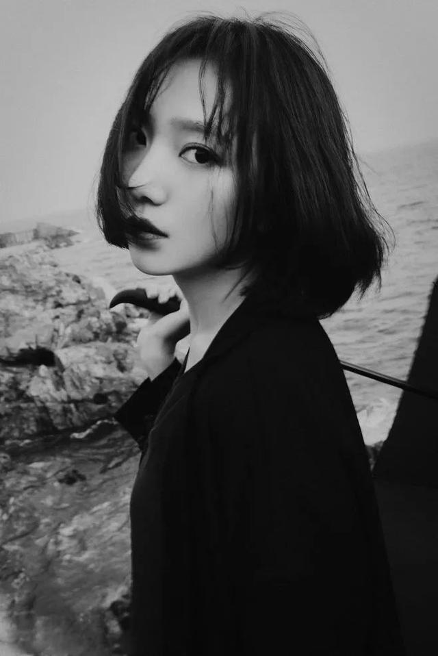 晚安留言：会发光的人有很多，可是闪到我的只有你