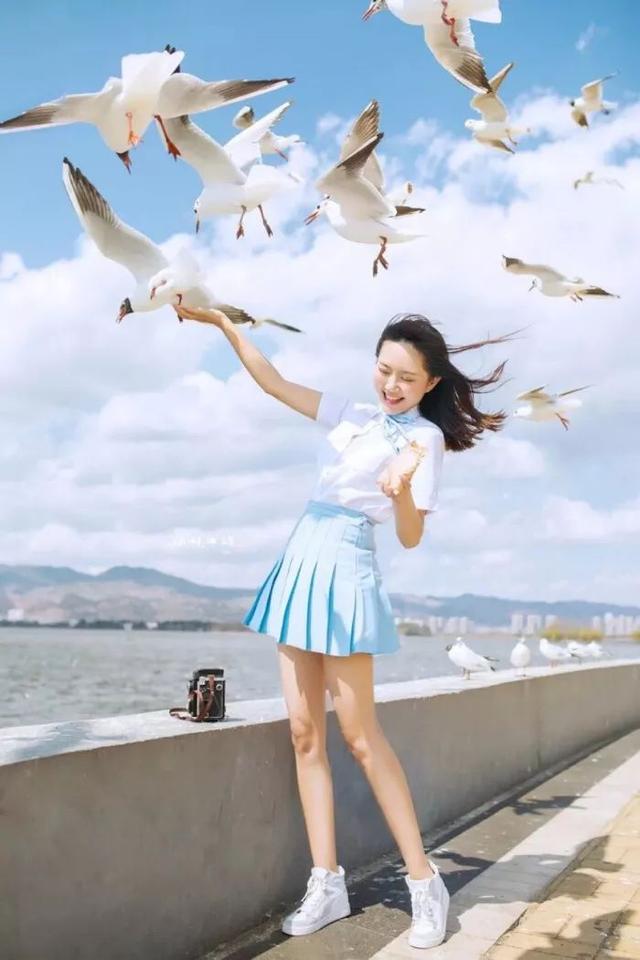 情人晚安心语180324:最温柔的月光,也敌不过你转瞬回眸