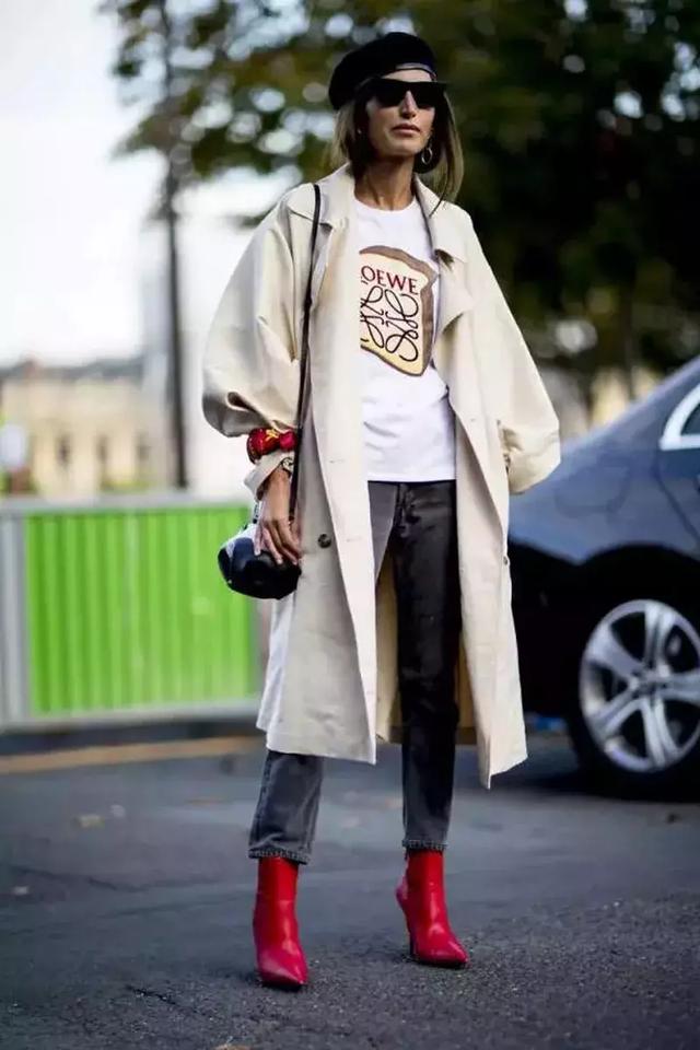 丝巾怎么打结好看，丝巾的6种简单系法总有一款适合你（丝巾的九种最潮系法让你美过春天路过夏天）