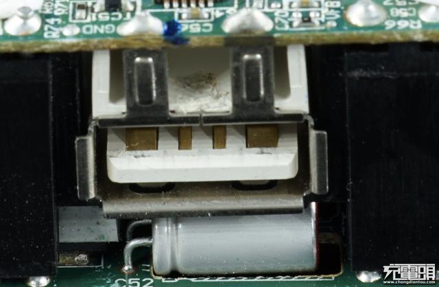 华为手机充电器，华为三口usb充电器拆解（支持UFCS融合快充与65W）