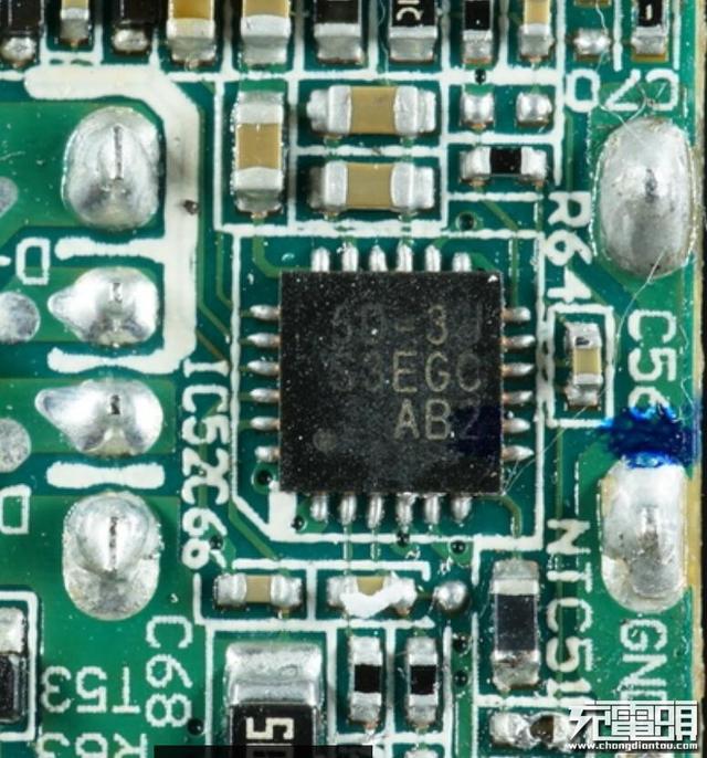 华为手机充电器，华为三口usb充电器拆解（支持UFCS融合快充与65W）