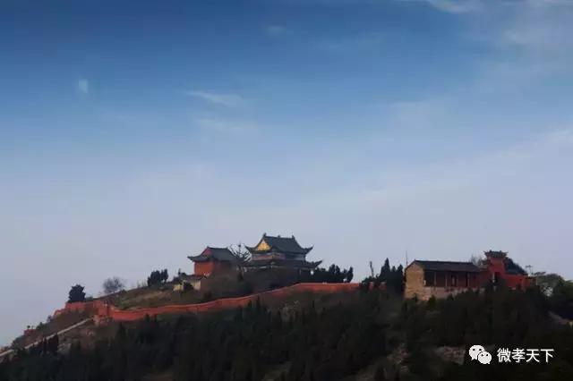 孝感哪些旅游景点值得去玩的，春赏花夏消暑秋观叶