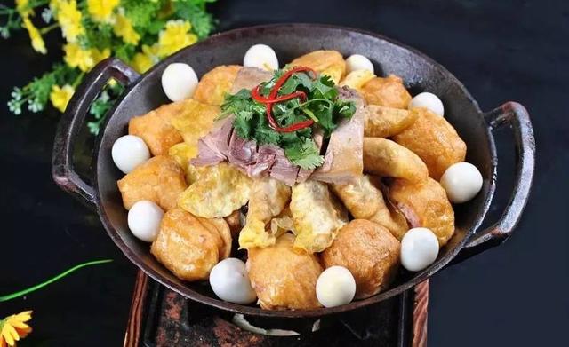 重庆最好吃的火锅，重庆现在有哪些好吃的火锅（还有这5道菜味道也好吃）
