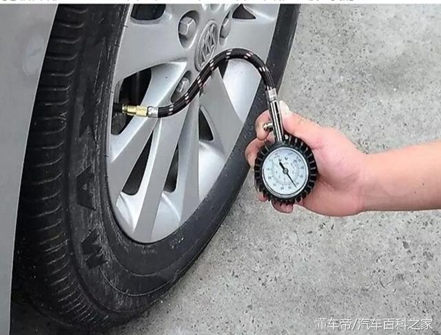汽车胎压怎么充？冬季多充夏季少充并不科学
