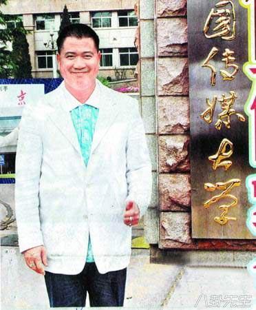 61岁万梓良东山再起，61岁万梓良东山再起