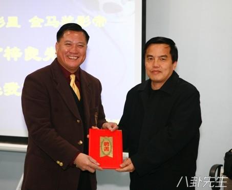 61岁万梓良东山再起，61岁万梓良东山再起