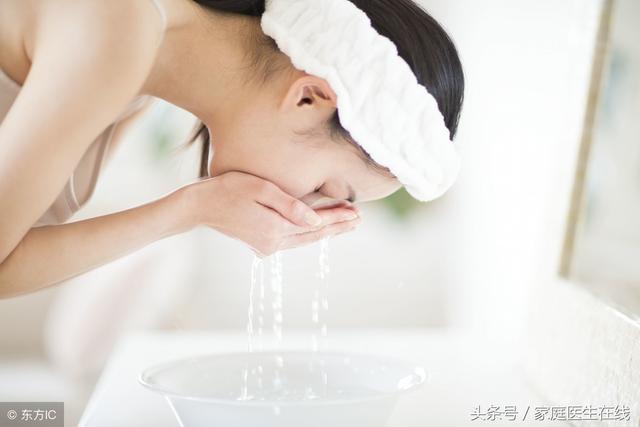 带妆睡觉对身体有什么危害，睡觉不卸妆的危害