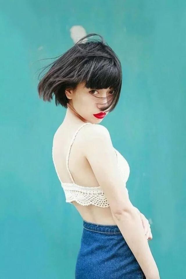 晚安经典语录180402：我用尽了全力，过着平凡的一生