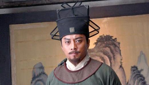 李雪健张涵予宋江哪个好看，李雪健和张涵予演的宋江哪个更贴近原著