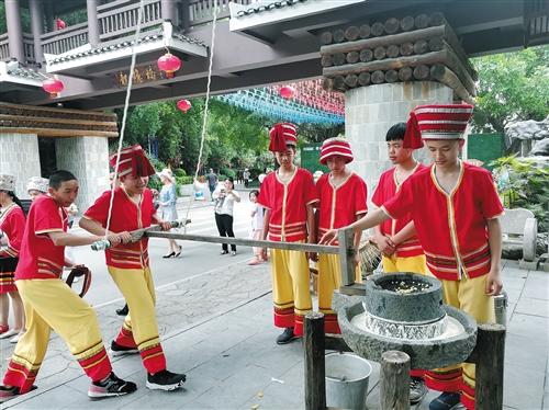 广西南宁旅游攻略必玩景点，广西南宁市壮族三月三