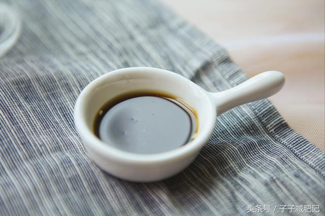 2分鍾懶人減肥餐，簡單又好吃的「涼拌木耳」了解一下 健身減肥達人 第7张