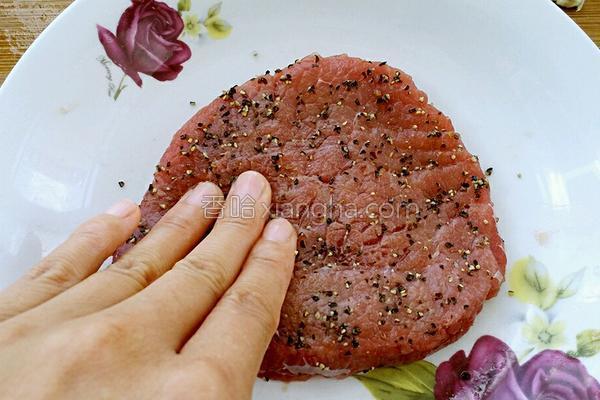 西餐牛排高级配菜，高级西餐厅牛排秘方公开