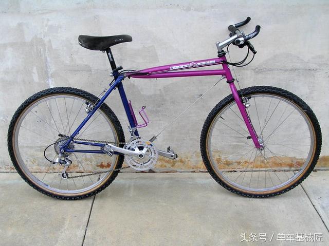 山地自行车全面图，山地世界杯赛场的9辆顶级XC硬尾山地车