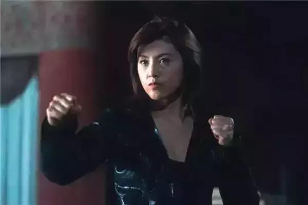 日本女星拍的港片，盘点经典港片中的日籍女星