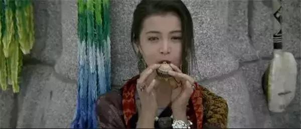 日本女星拍的港片，盘点经典港片中的日籍女星