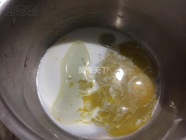 家庭自制冰淇淋，自己在家怎么做但又好吃的冰淇淋（家庭自制万能冰激凌公式）