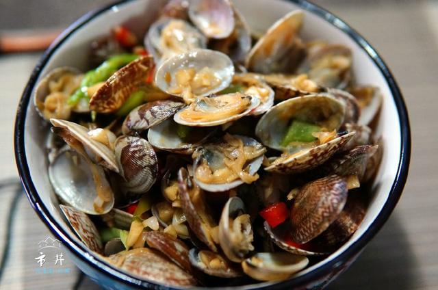 花甲怎么炒比较好吃，花甲就要这样炒