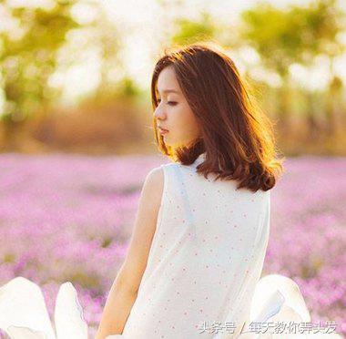 女生中长发最新发型，10款女生中长发散发发型