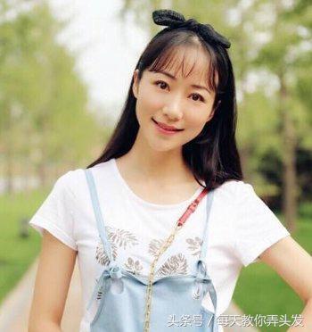 女生中长发最新发型，10款女生中长发散发发型