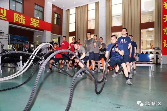 各兵种军人训练超燃，直击第75集团军某旅多兵种联合训练