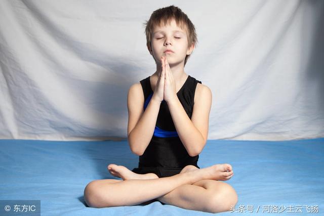 有仙缘的人初期打坐，有仙缘怎么打坐（我现在和大家讲的都是初期打坐的方法）