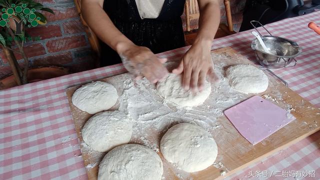 自制发面糖饼，懒人也能做发面糖饼