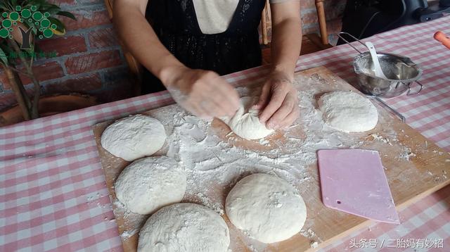 自制发面糖饼,懒人也能做发面糖饼 自制发面糖饼,懒人也能做发面糖饼