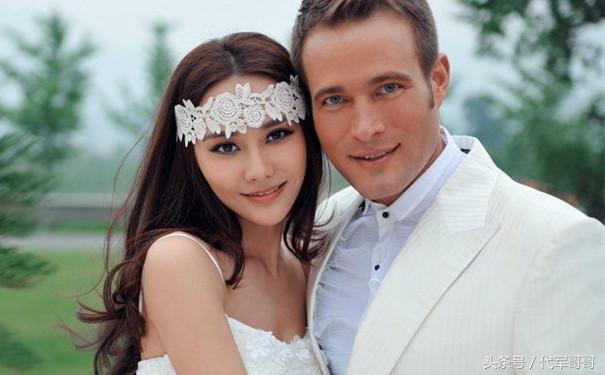 吴奇隆和前妻结婚几年，变脸嫁老外却惹非议