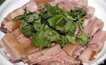 农村大锅炖狗肉做法，狗肉滚三滚