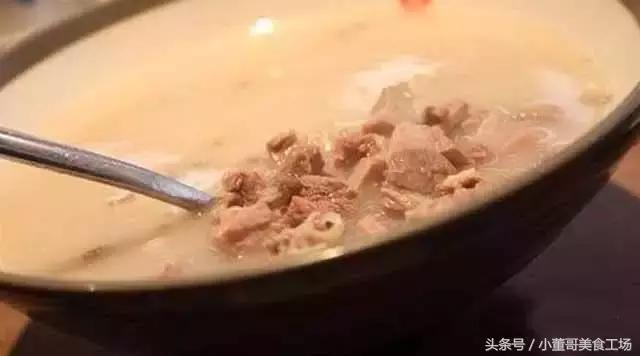 农村大锅炖狗肉做法，狗肉滚三滚