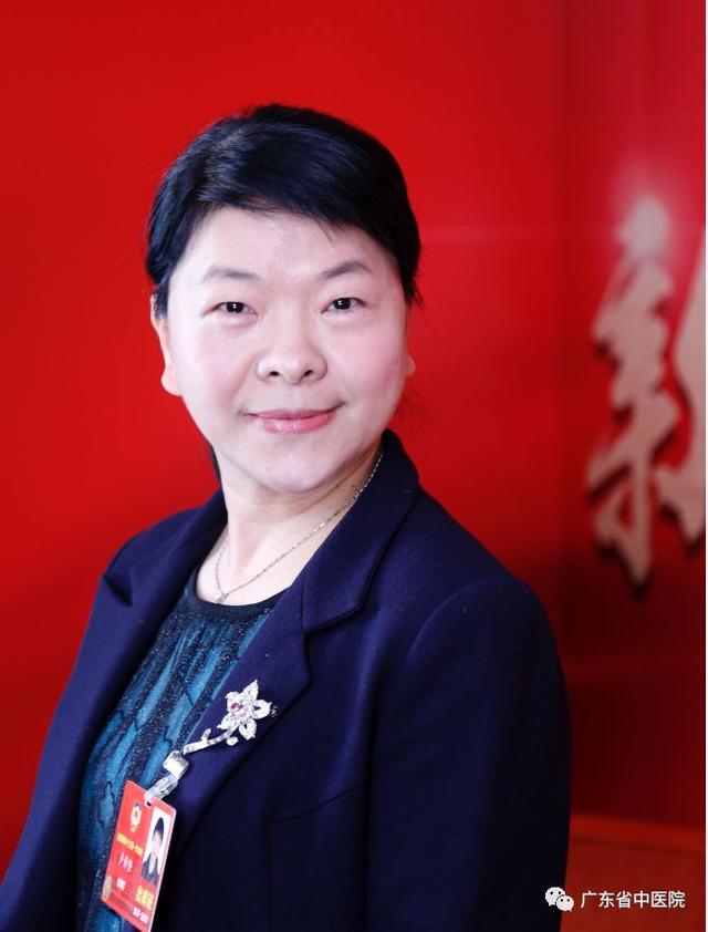 四大仙草石斛，话说补土拨开九大仙草之首