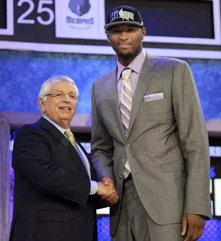 成长路上总被误解，考辛斯生涯巅峰时刻