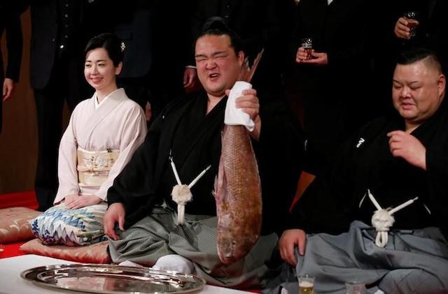 相扑运动员图片，日本史上最强相扑（日本唯一本土相扑横纲退役）