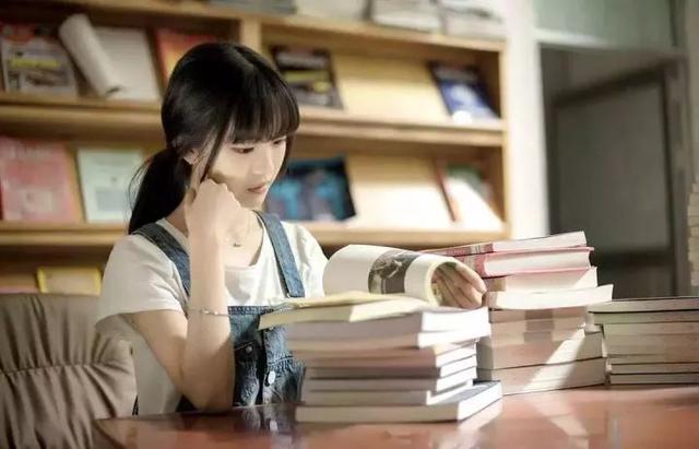 西安工业大学图书馆，最美高校图书馆排名