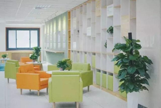 西安工业大学图书馆，最美高校图书馆排名